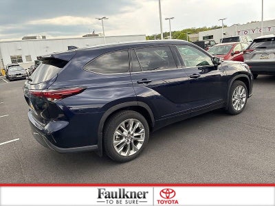 2025 Toyota Highlander LE AWD (Natl)