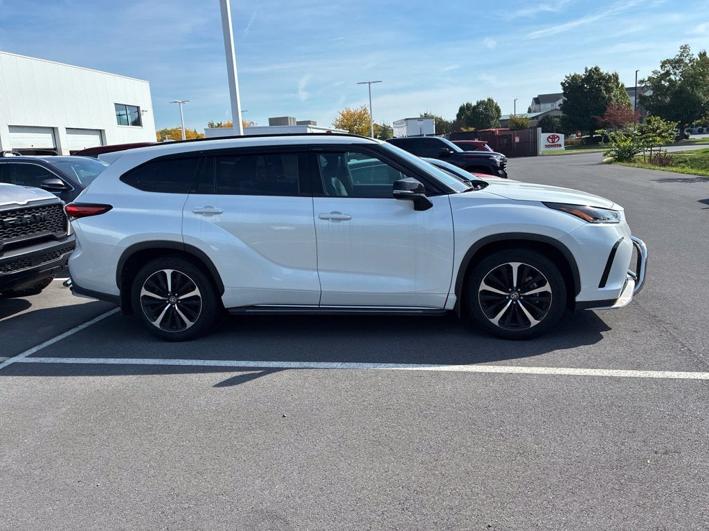 2022 Toyota Highlander XSE CERTIFIED
