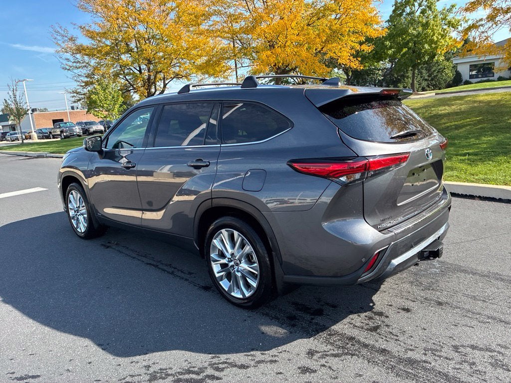 2022 Toyota Highlander Hybrid Limited CERTIFIED