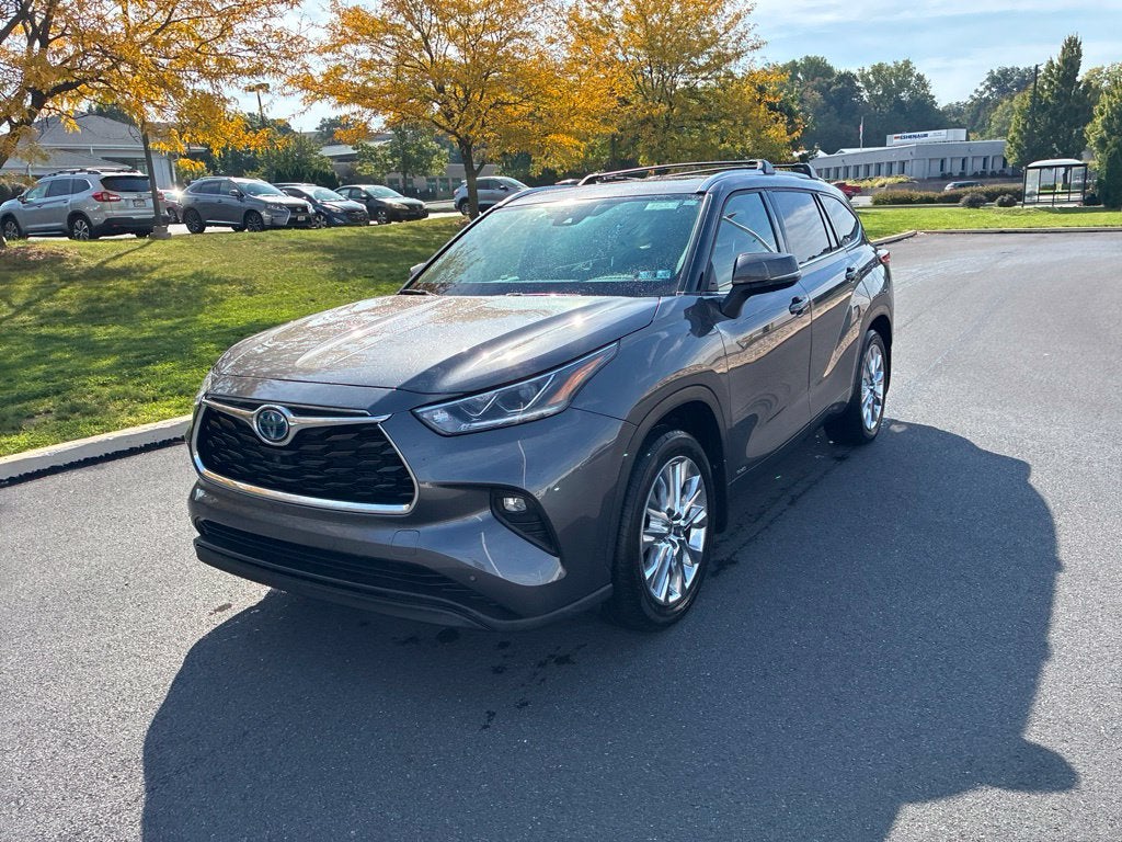 2022 Toyota Highlander Hybrid Limited CERTIFIED