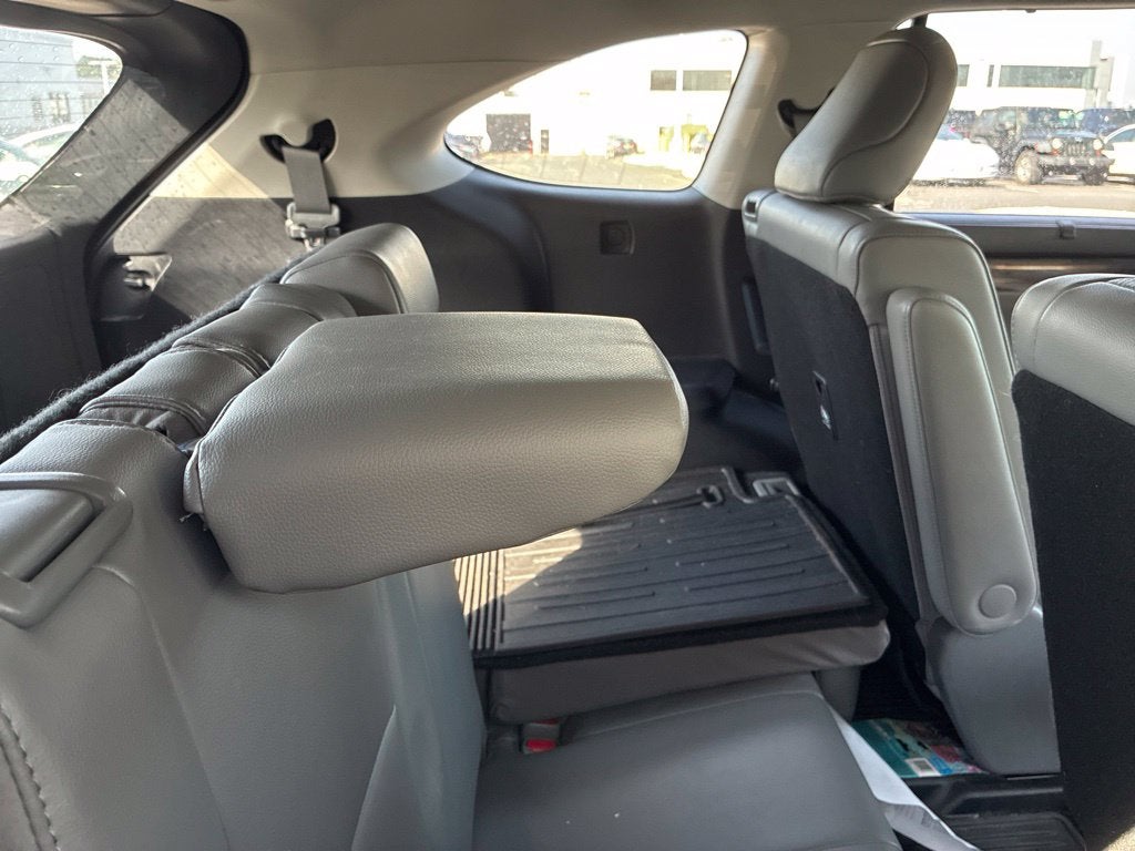 2022 Toyota Highlander Hybrid Limited CERTIFIED