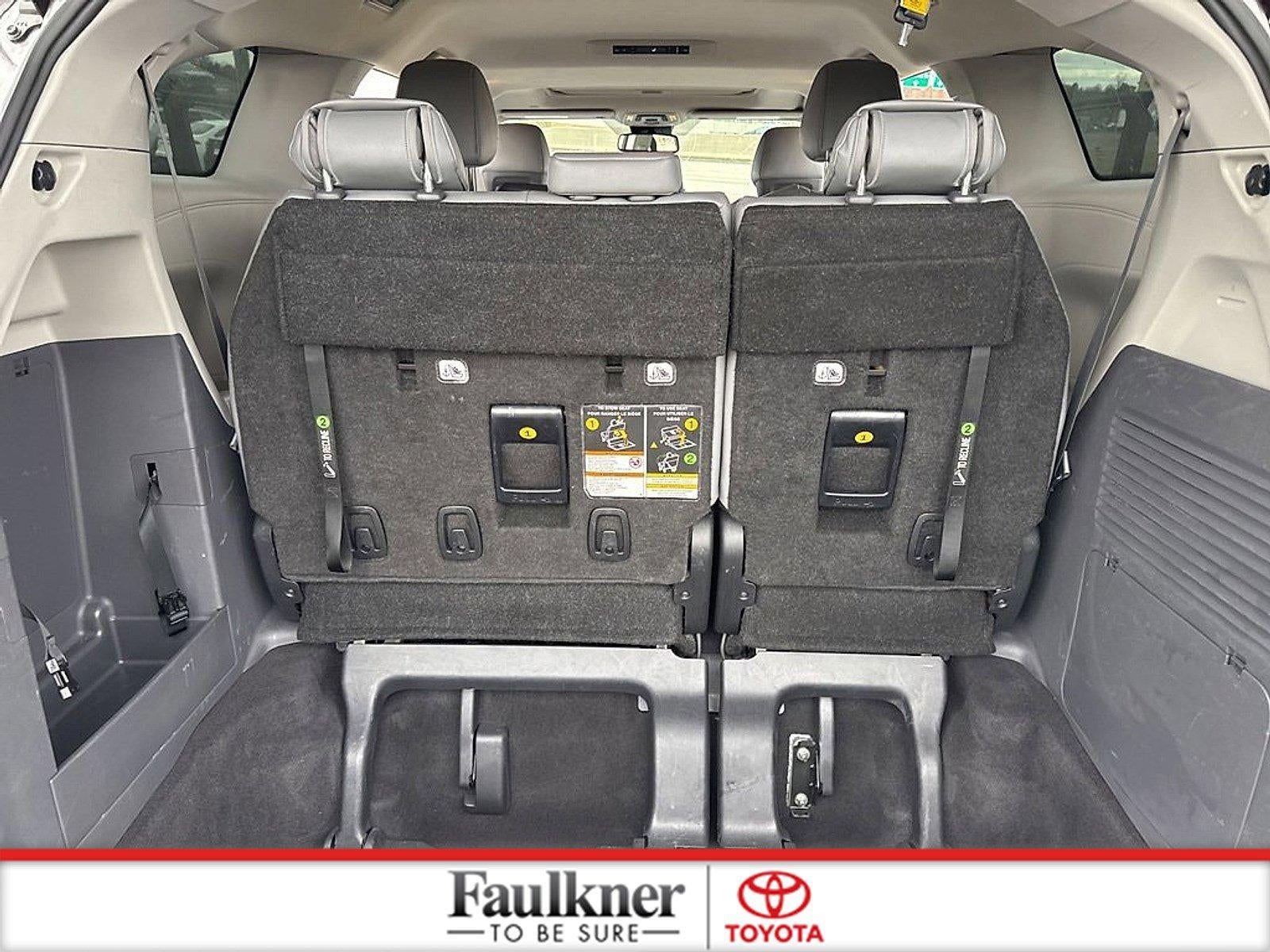 2023 Toyota Sienna XLE FWD 8-Passenger (Natl)