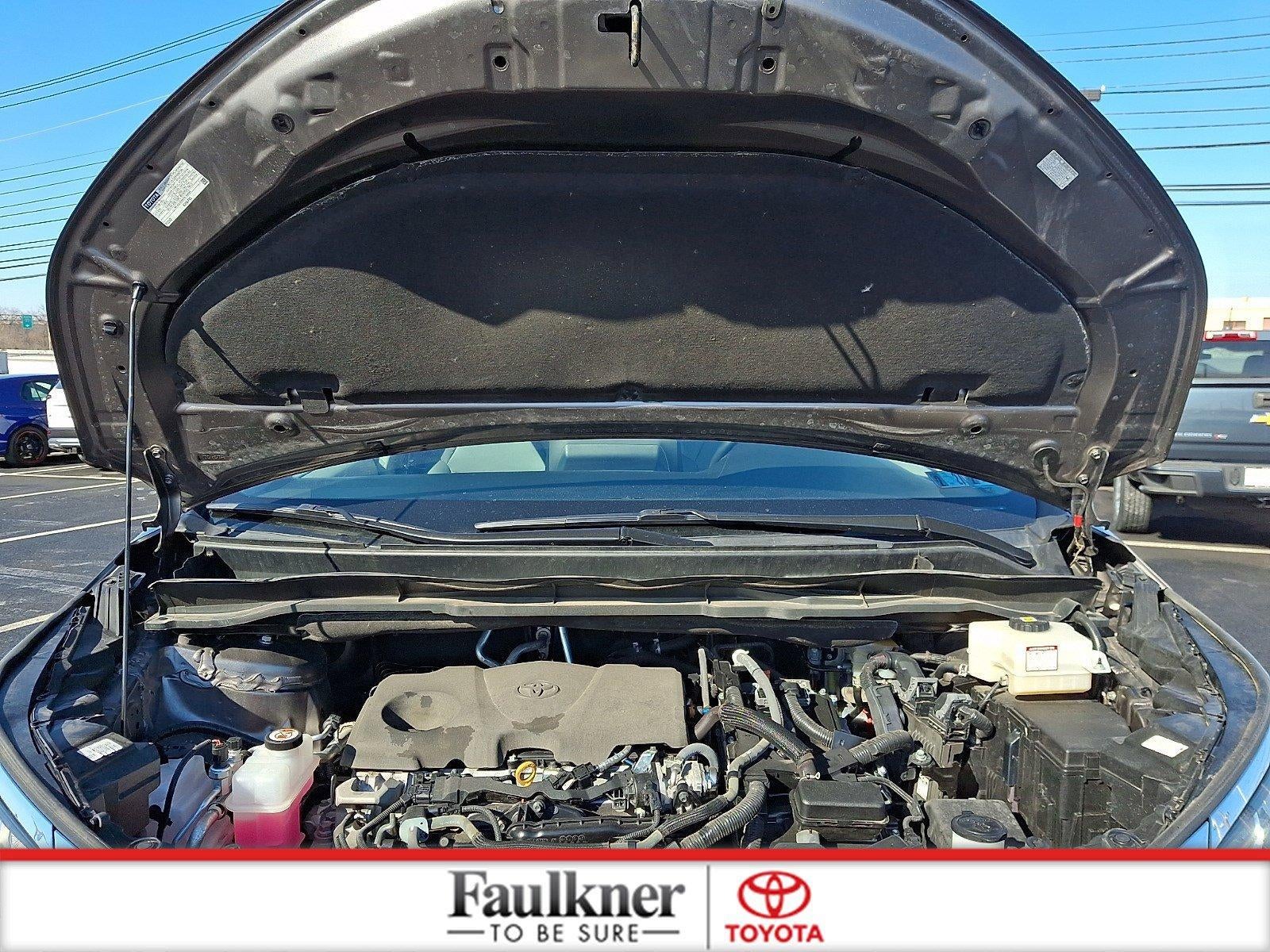 2023 Toyota Sienna XLE FWD 8-Passenger (Natl)