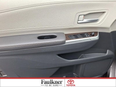 2024 Toyota Sienna XLE FWD 8-Passenger (Natl)
