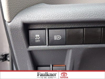 2024 Toyota Sienna XLE FWD 8-Passenger (Natl)