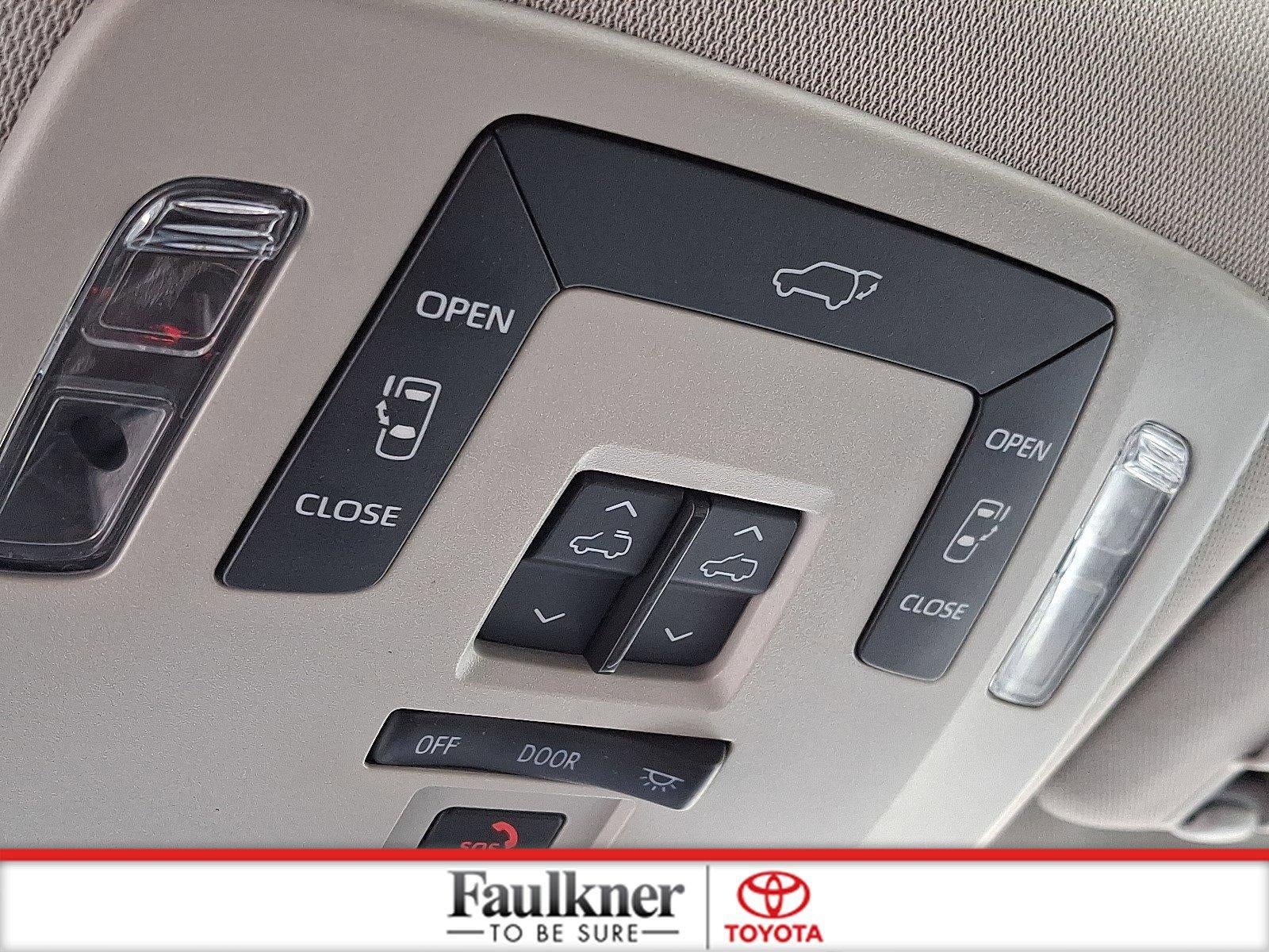 2024 Toyota Sienna XLE FWD 8-Passenger (Natl)