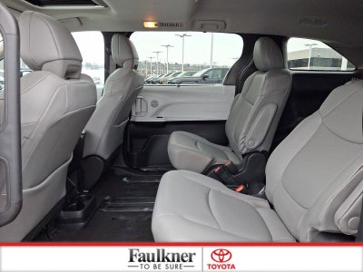 2025 Toyota Sienna XLE FWD 7-Passenger (Natl)