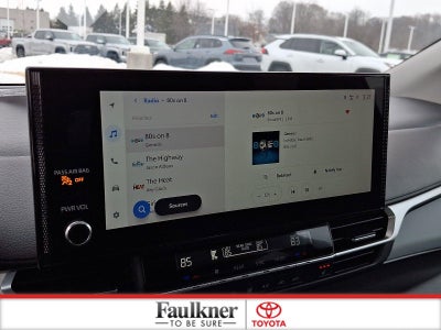 2025 Toyota Sienna XLE FWD 7-Passenger (Natl)