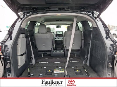 2025 Toyota Sienna XLE FWD 7-Passenger (Natl)