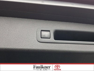 2025 Toyota Sienna XLE FWD 7-Passenger (Natl)