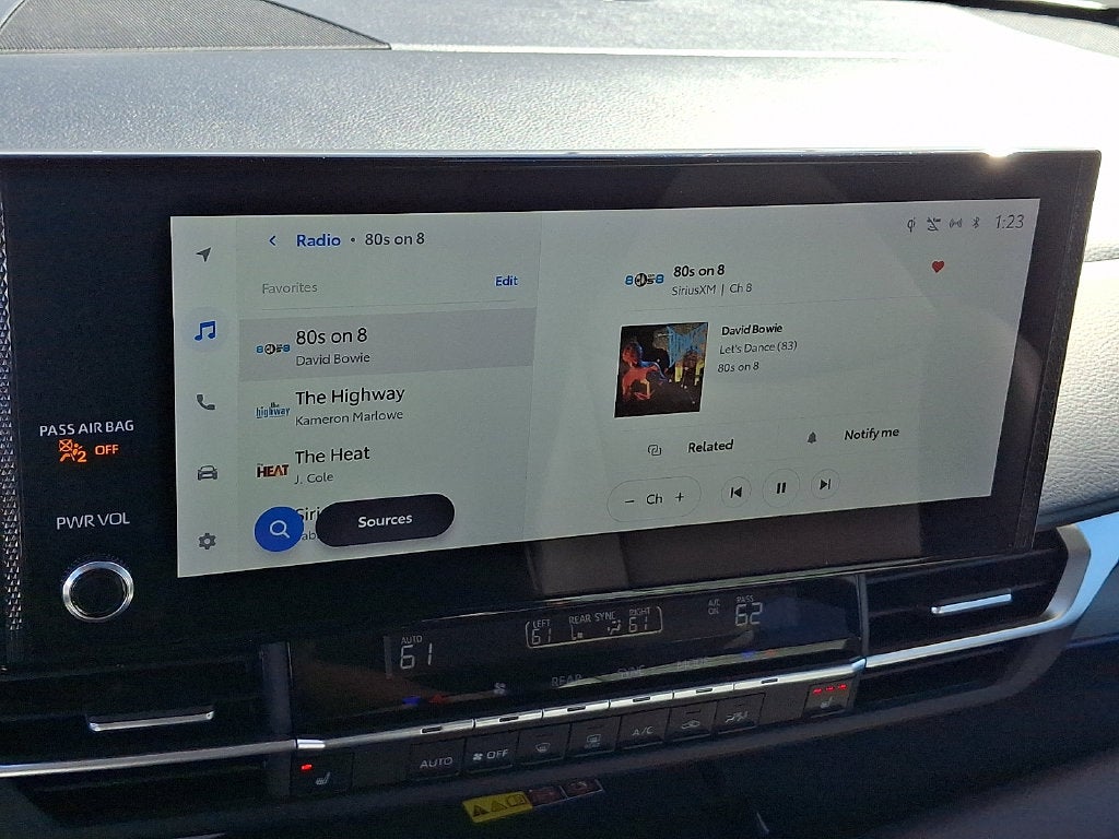 2025 Toyota Sienna XLE 8 Passenger