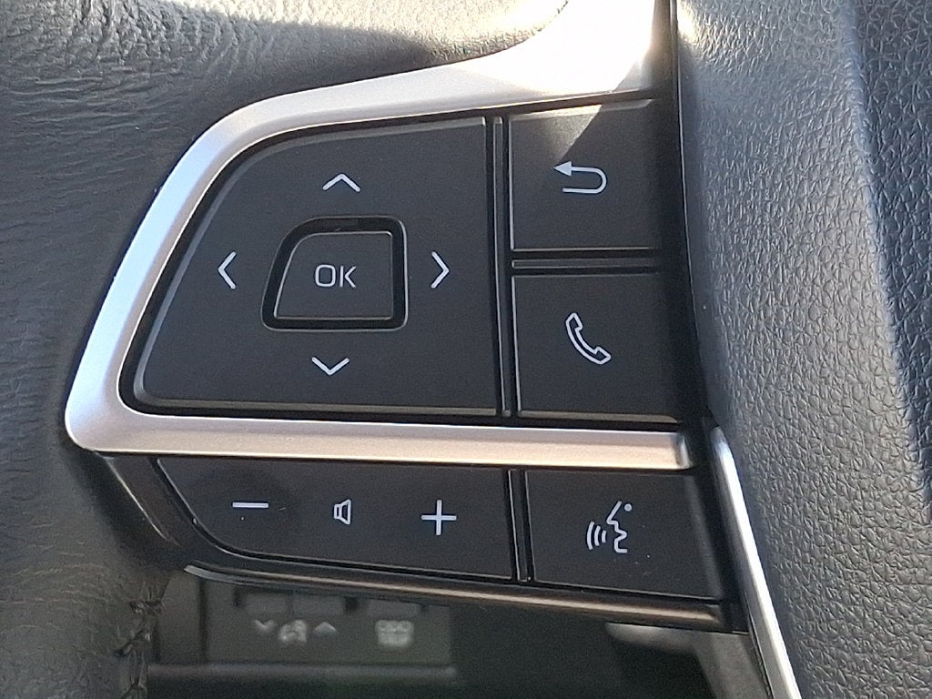 2025 Toyota Sienna XLE 8 Passenger