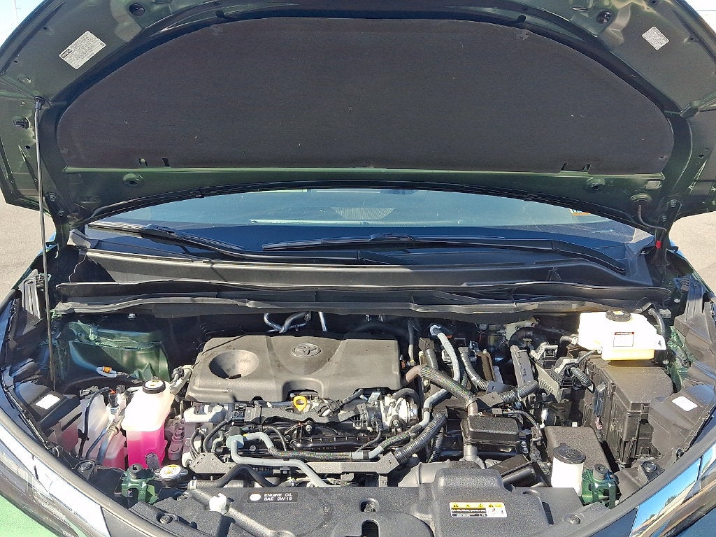 2025 Toyota Sienna XLE 8 Passenger
