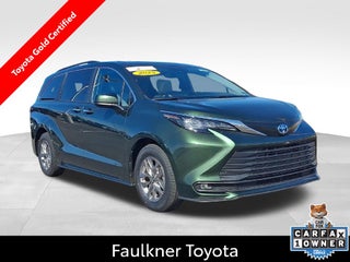 2025 Toyota Sienna XLE 8 Passenger