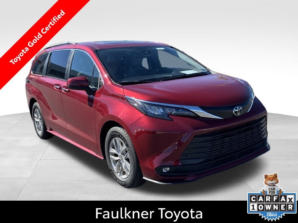 2026 Toyota Sienna XLE 8 Passenger