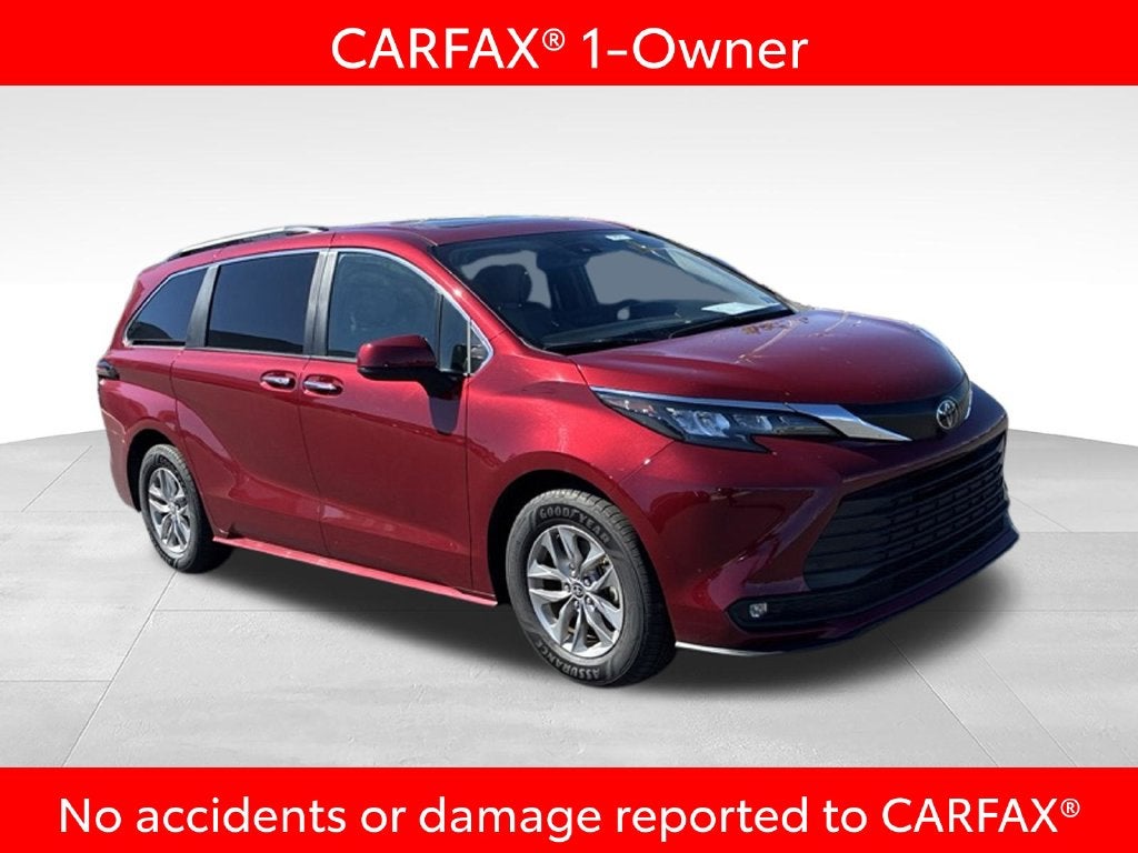 2026 Toyota Sienna XLE 8 Passenger