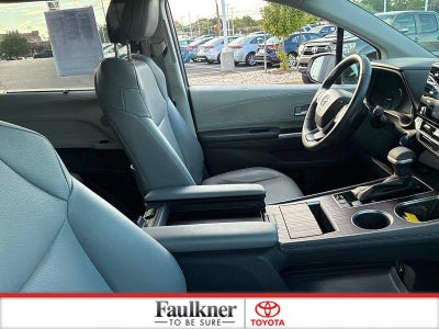 2022 Toyota Sienna XLE AWD 7-Passenger (Natl)