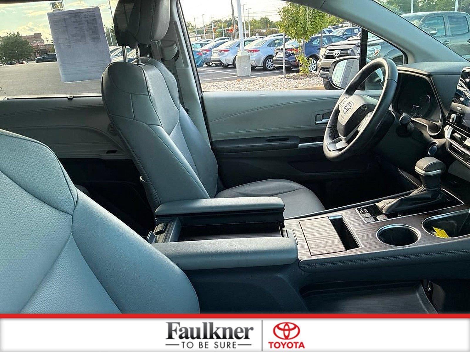 2022 Toyota Sienna XLE AWD 7-Passenger (Natl)