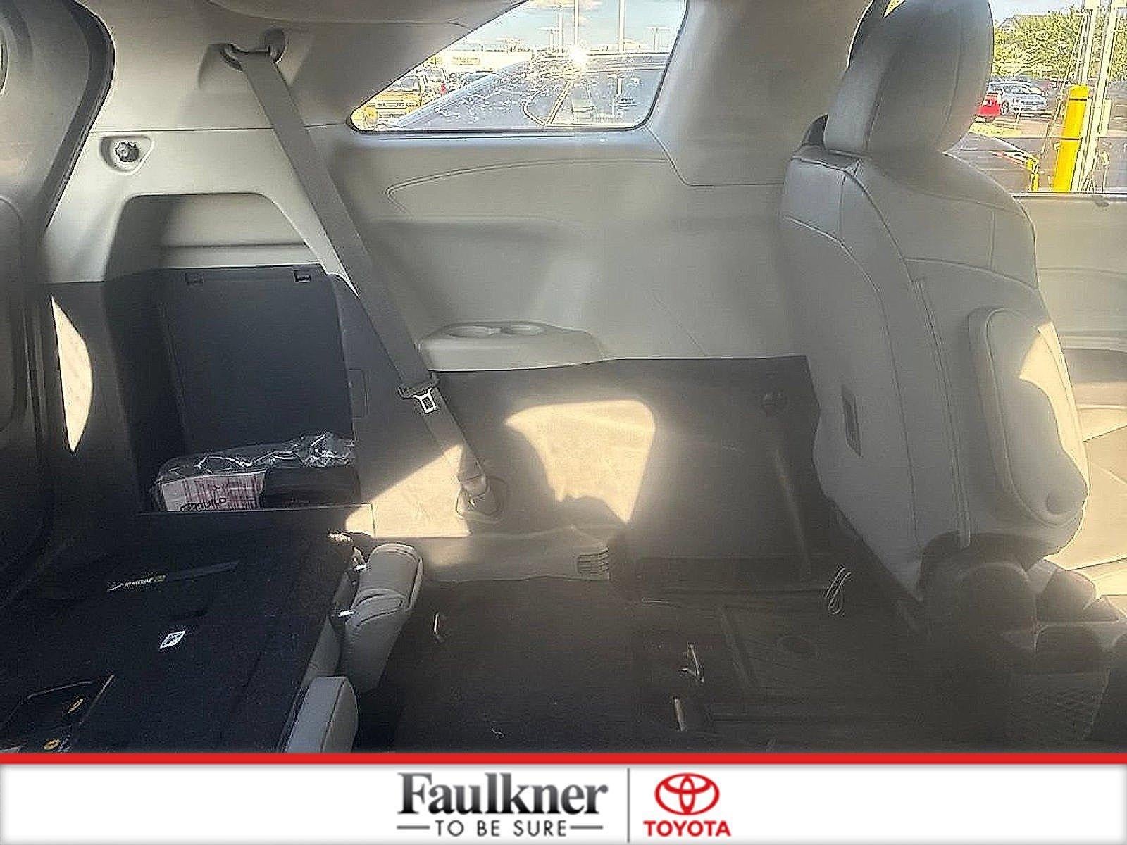 2024 Toyota Sienna XLE AWD 7-Passenger (Natl)