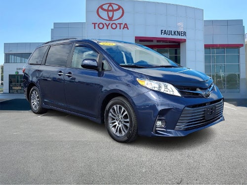 2020 Toyota Sienna XLE 7 Passenger