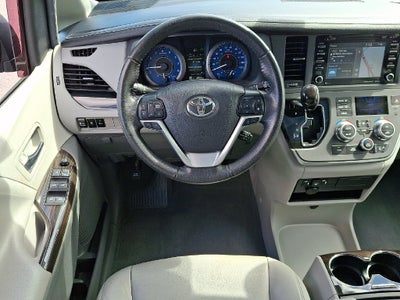 2020 Toyota Sienna XLE 7 Passenger