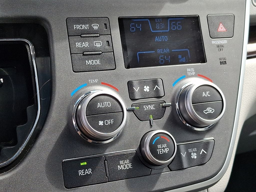2020 Toyota Sienna XLE 7 Passenger