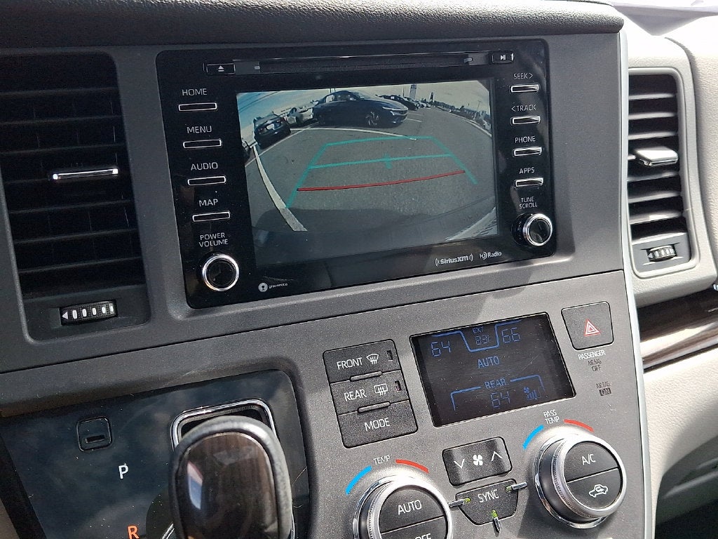 2020 Toyota Sienna XLE 7 Passenger