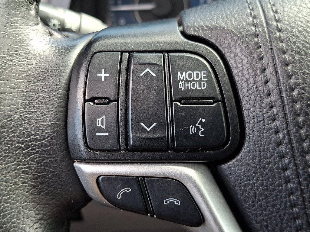 2020 Toyota Sienna XLE 7 Passenger