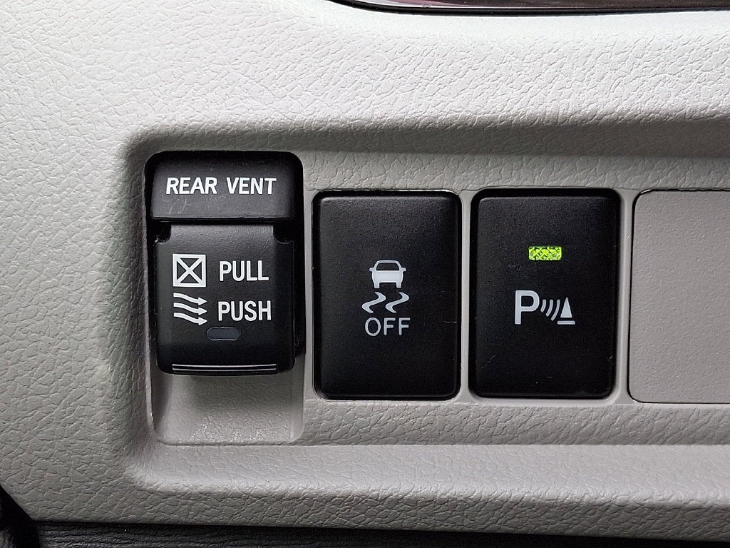 2020 Toyota Sienna XLE 7 Passenger