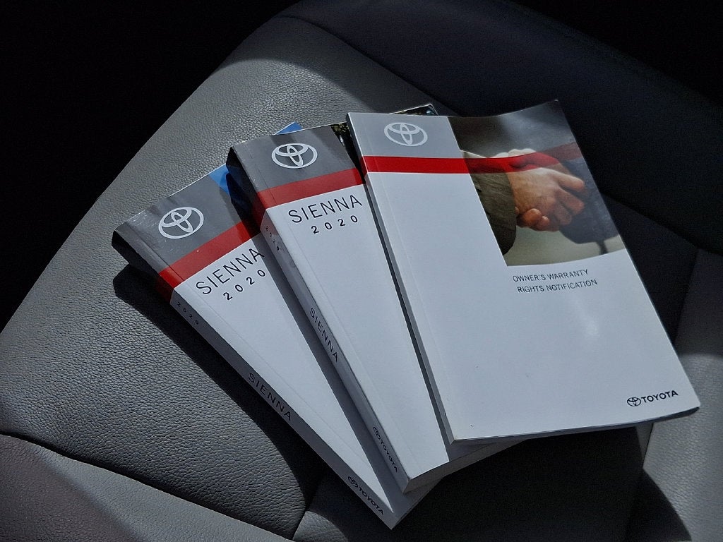 2020 Toyota Sienna XLE 7 Passenger