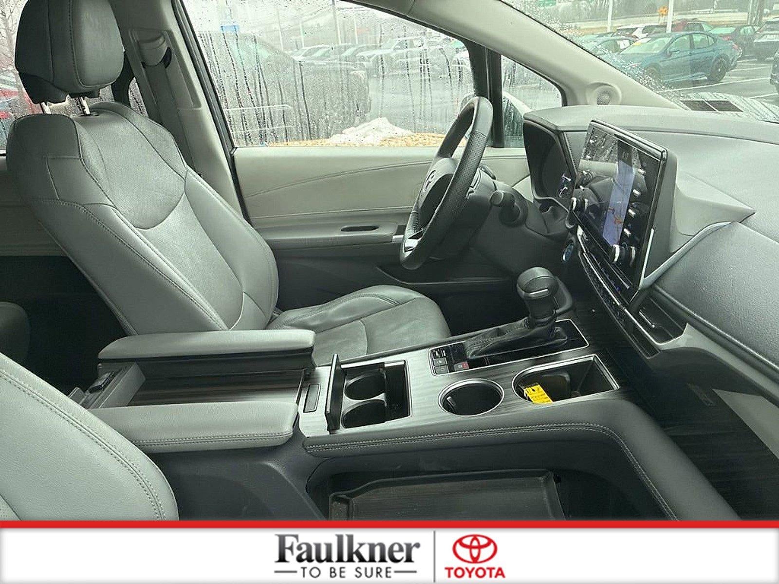 2021 Toyota Sienna Limited AWD 7-Passenger (GS)