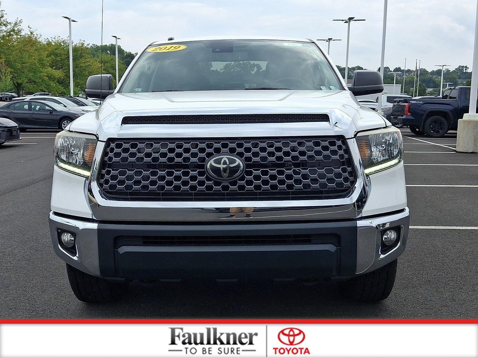 2019 Toyota Tundra 4WD 4WD SR5 CrewMax 5.5' Bed 4.6L (Natl)