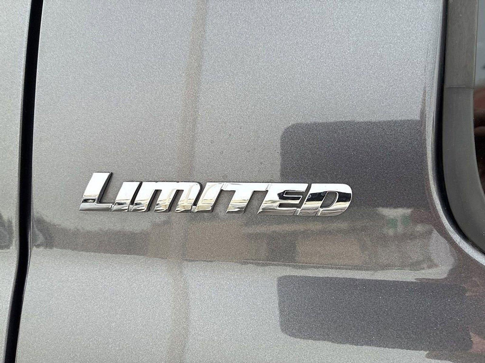 2018 Toyota Tundra 4WD 4WD Limited CrewMax 5.5' Bed 5.7L (Natl)