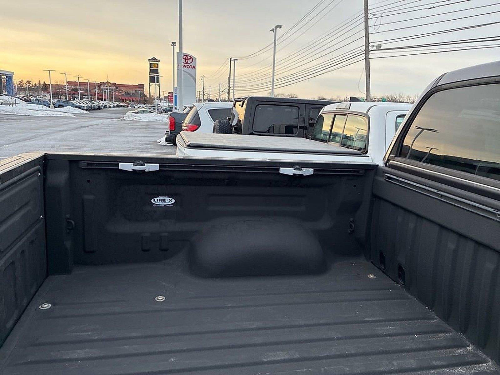 2018 Toyota Tundra 4WD 4WD Limited CrewMax 5.5' Bed 5.7L (Natl)