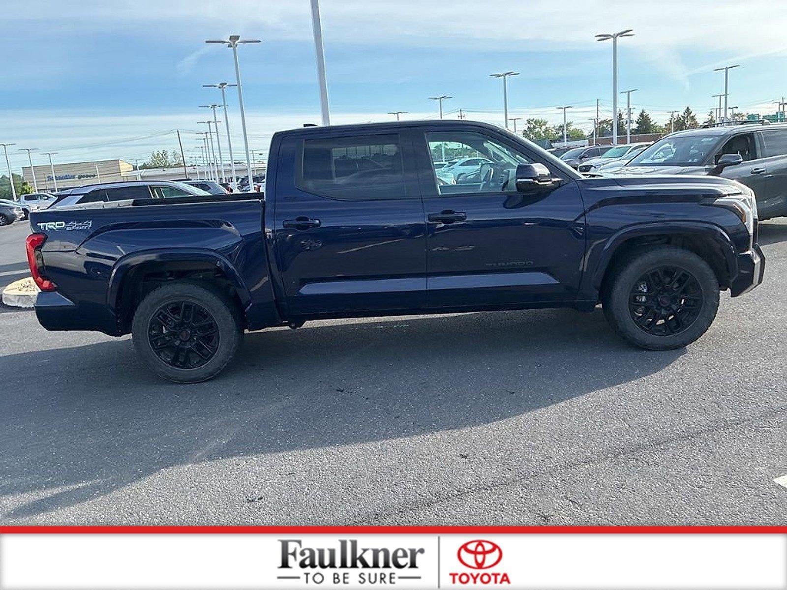 2023 Toyota Tundra 4WD 4WD SR5 CrewMax 5.5' Bed (SE)