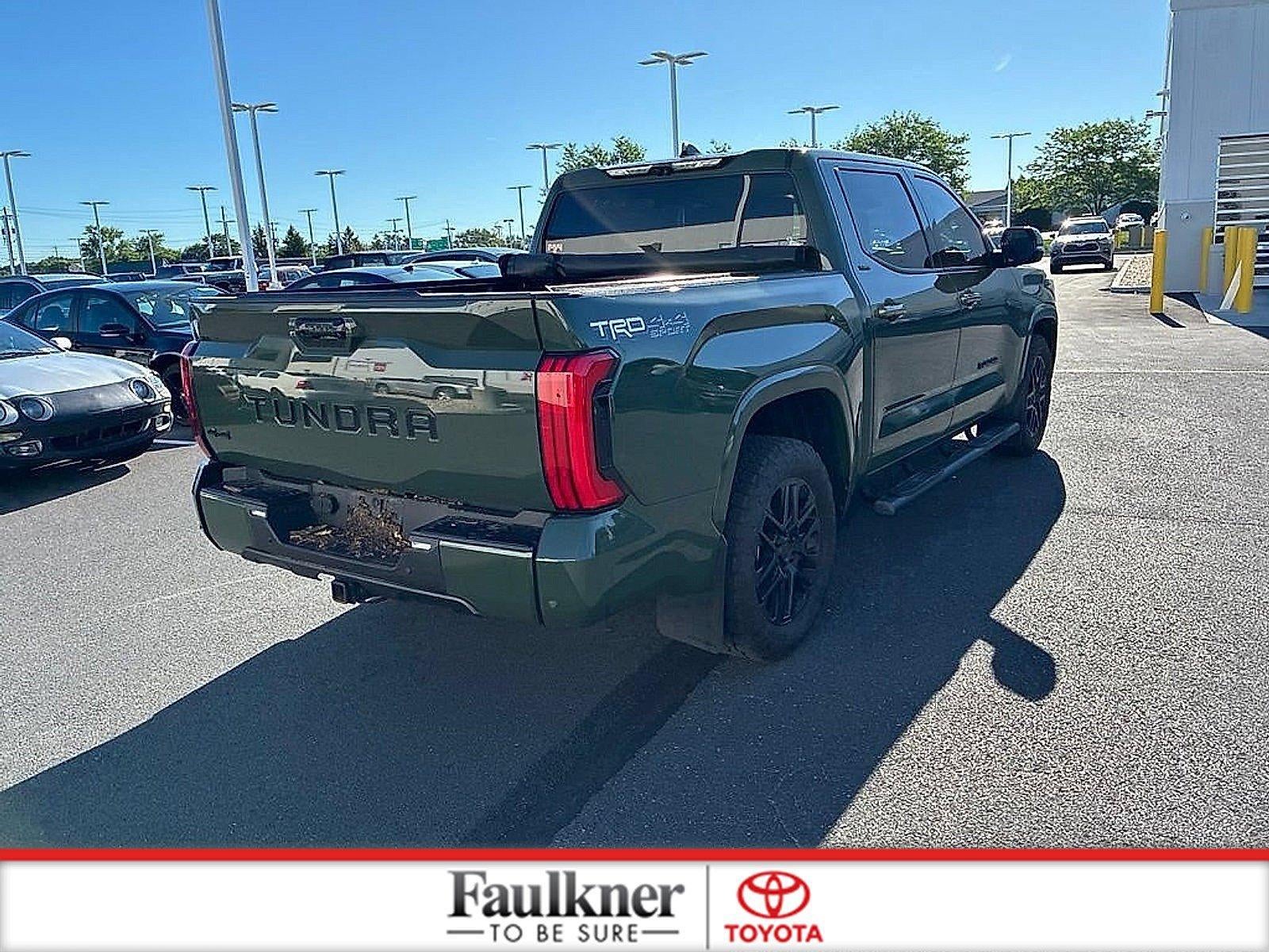 2022 Toyota Tundra 4WD 4WD SR5 CrewMax 5.5' Bed (SE)