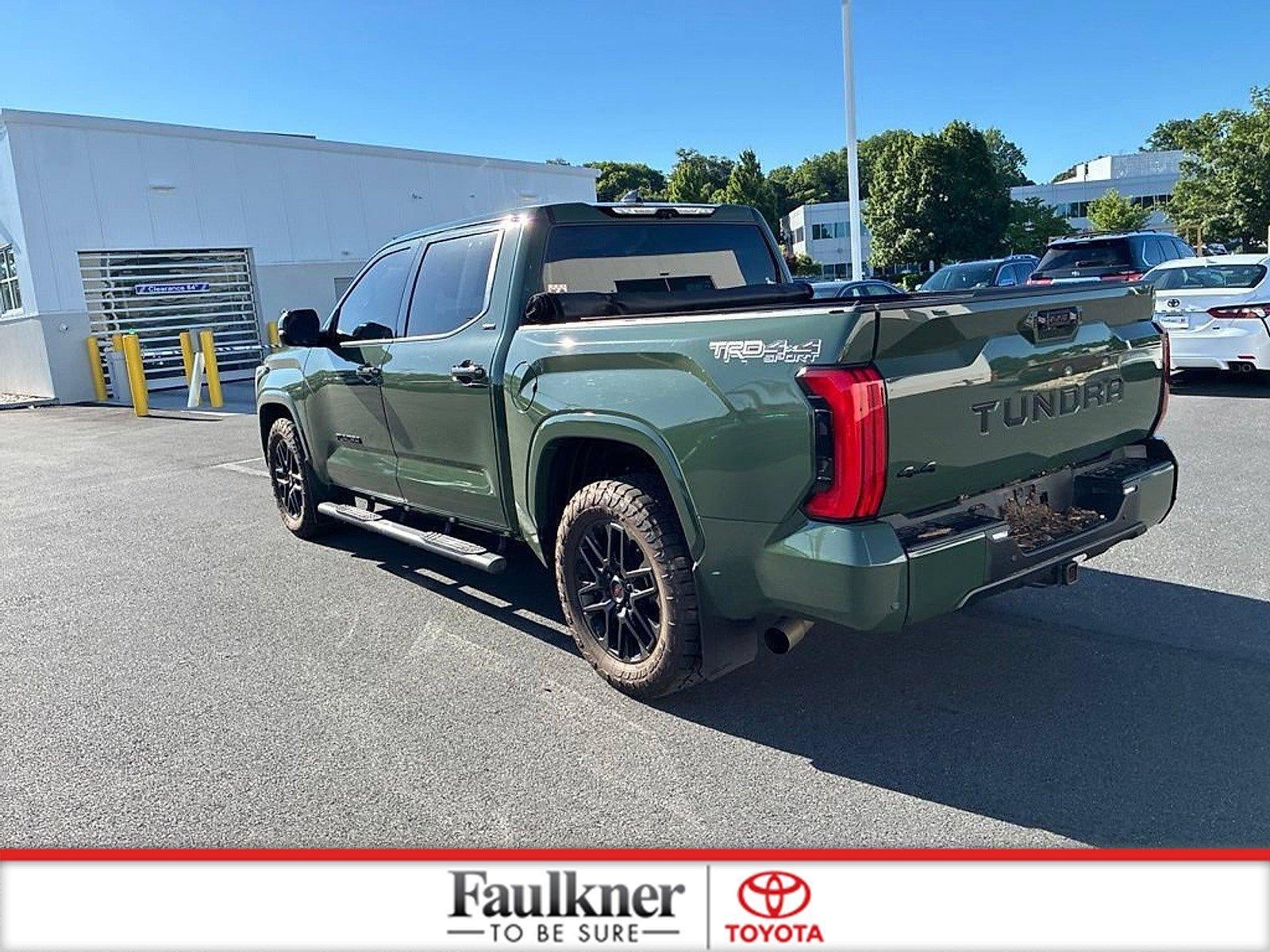 2022 Toyota Tundra 4WD 4WD SR5 CrewMax 5.5' Bed (SE)