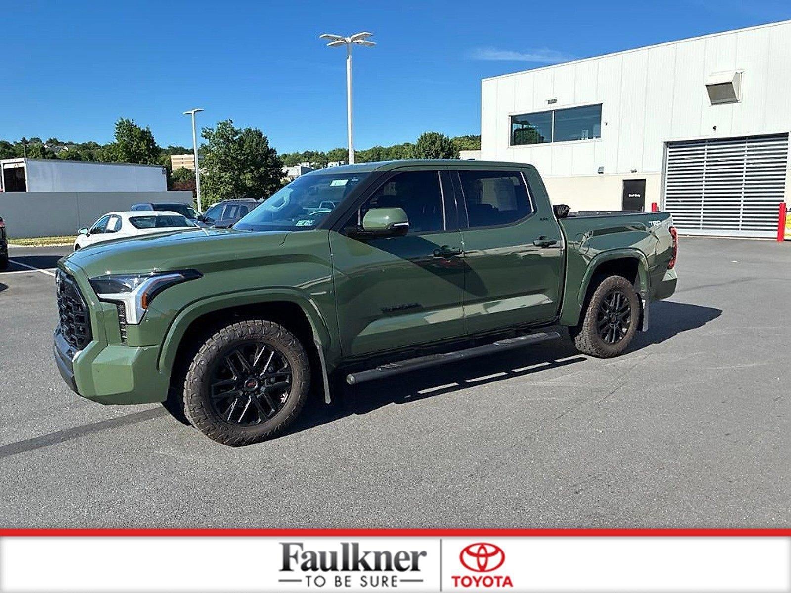 2022 Toyota Tundra 4WD 4WD SR5 CrewMax 5.5' Bed (SE)