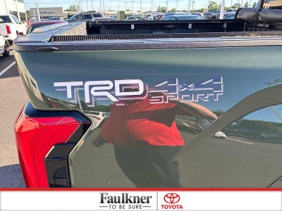 2022 Toyota Tundra 4WD 4WD SR5 CrewMax 5.5' Bed (SE)