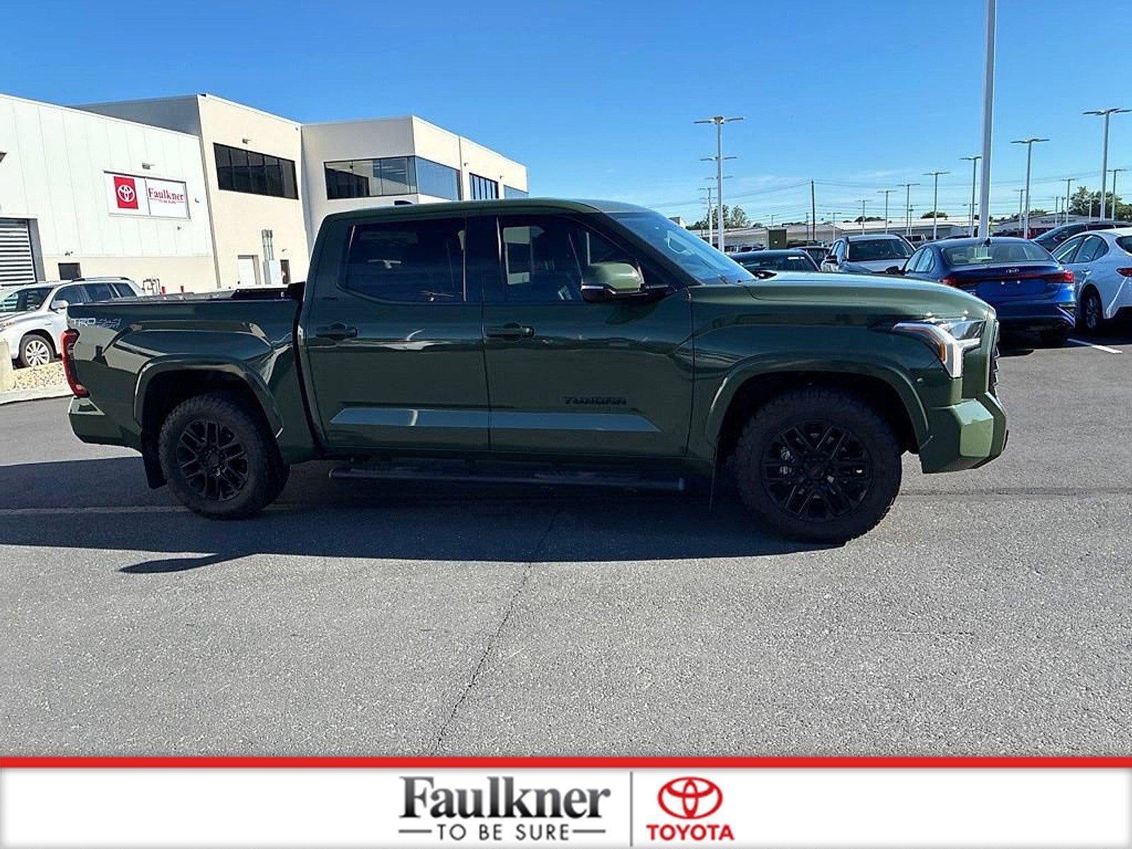 2022 Toyota Tundra 4WD 4WD SR5 CrewMax 5.5' Bed (SE)