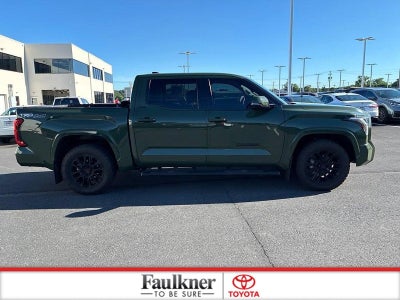 2022 Toyota Tundra 4WD 4WD SR5 CrewMax 5.5' Bed (SE)