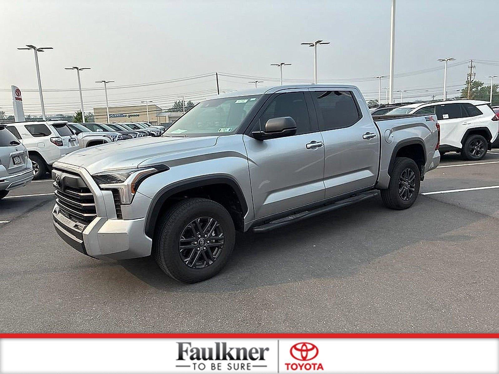 2025 Toyota Tundra 4WD 4WD SR5 CrewMax 5.5' Bed (SE)