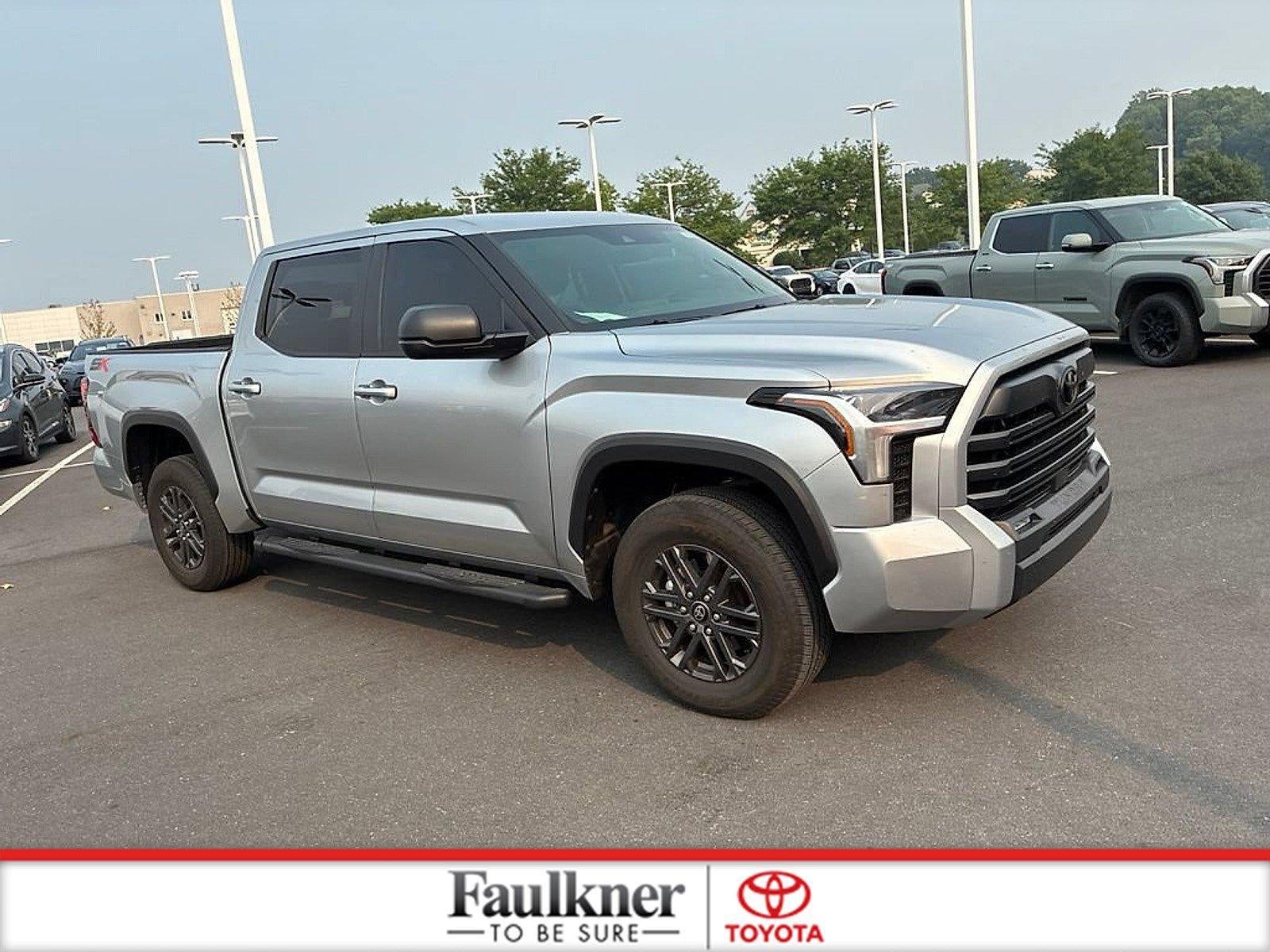 2025 Toyota Tundra 4WD 4WD SR5 CrewMax 5.5' Bed (SE)