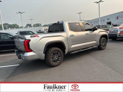 2025 Toyota Tundra 4WD 4WD SR5 CrewMax 5.5' Bed (SE)