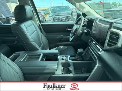 2023 Toyota Tundra 4WD 4WD SR5 CrewMax 5.5' Bed (SE)