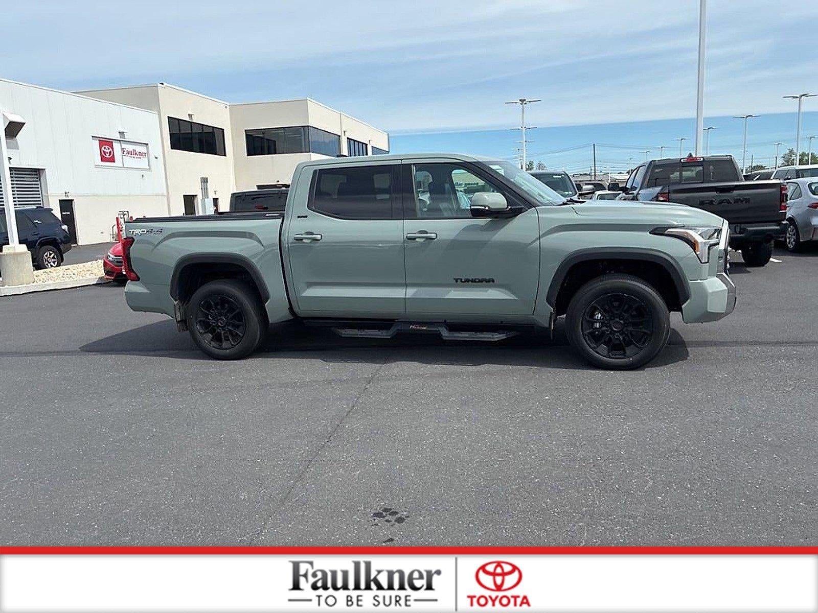 2023 Toyota Tundra 4WD 4WD SR5 CrewMax 5.5' Bed (SE)