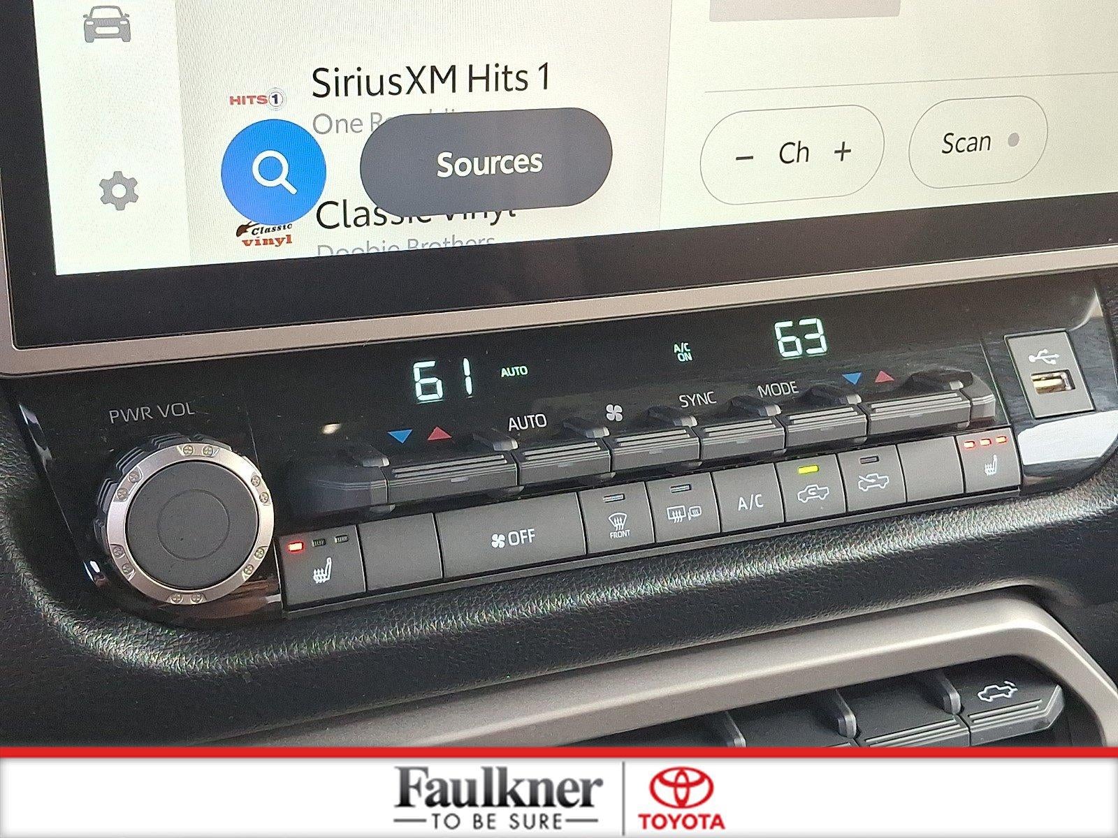 2025 Toyota Tundra 4WD 4WD SR5 CrewMax 5.5' Bed (SE)