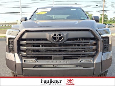 2025 Toyota Tundra 4WD 4WD SR5 CrewMax 5.5' Bed (SE)