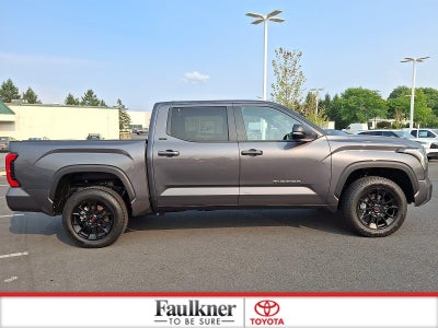 2025 Toyota Tundra 4WD 4WD SR5 CrewMax 5.5' Bed (SE)