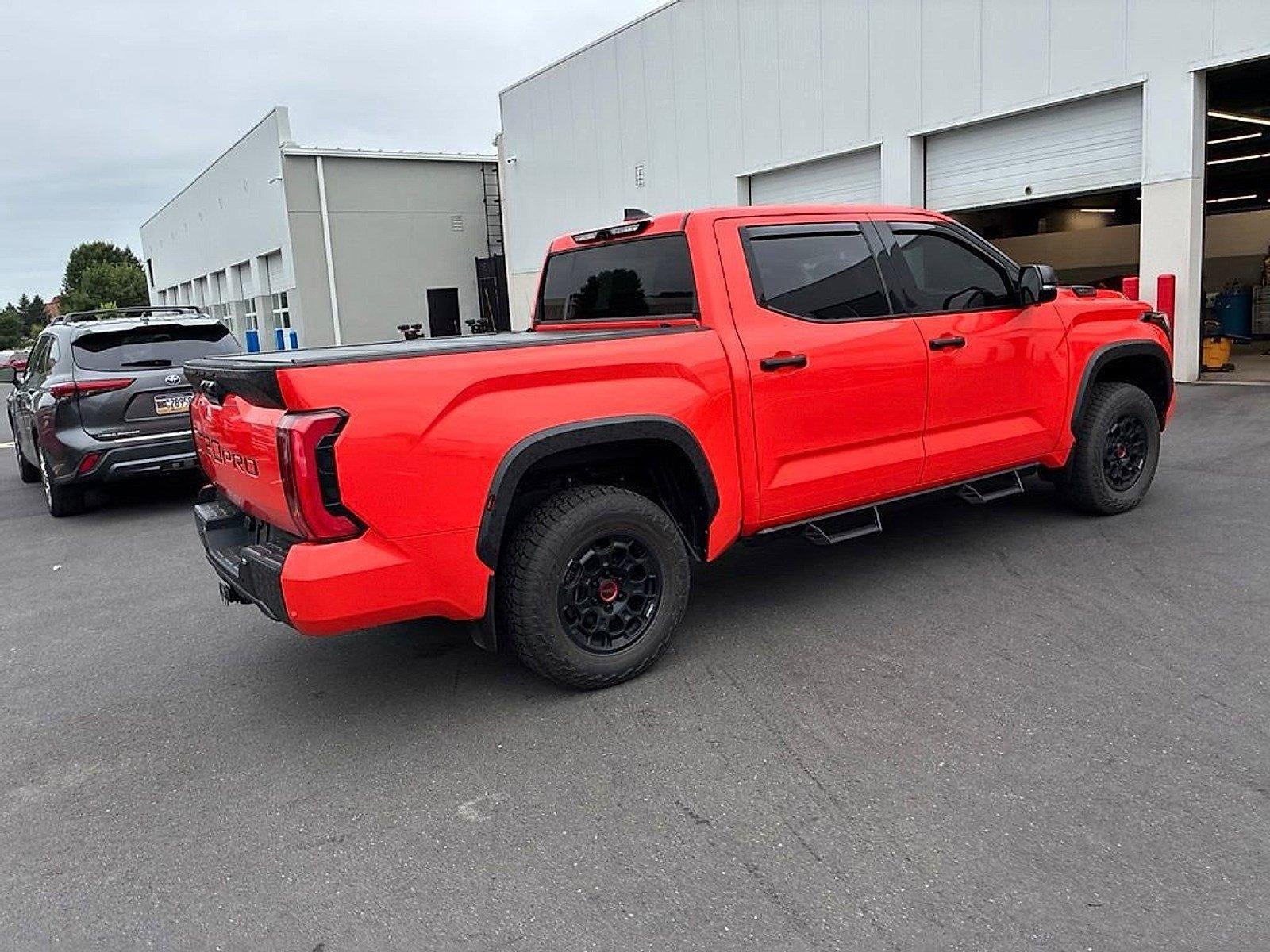 2023 Toyota Tundra 4WD 4WD TRD Pro Hybrid CrewMax 5.5' Bed (Natl)